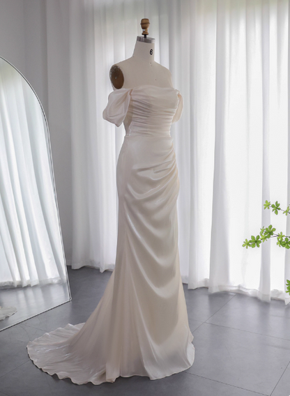 Elegantes mintgrünes Meerjungfrauen-Abendkleid Trägerlos Strass Hotfix Schlitz Satin Lang Ballkleid Abendkleid P4630