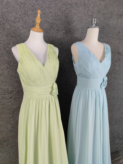 Elegantes hellgrünes, ärmelloses, rüschenbesetztes Chiffon-Abendkleid mit V-Ausschnitt in A-Linie P4641