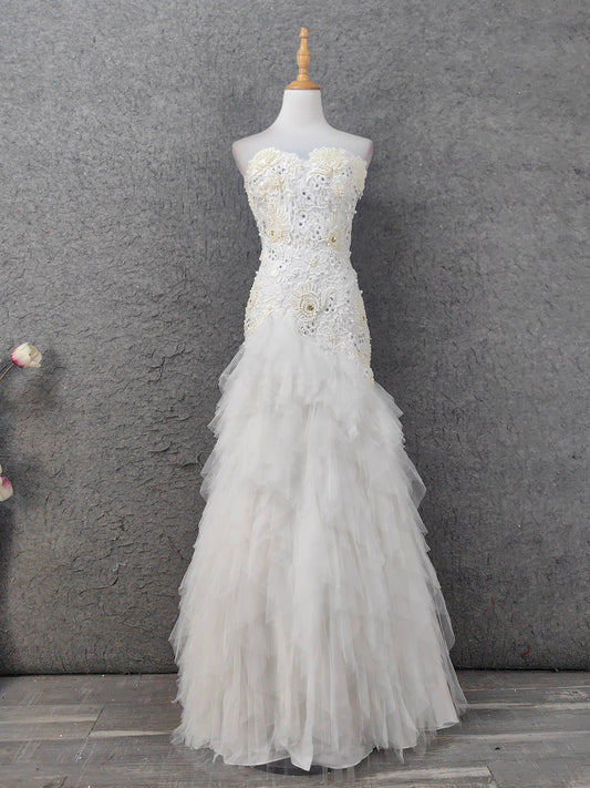 Elegantes reinweißes Sweetheart-Neck Perlen Spitzen Tüll langes Ballkleid Abendkleid P4645