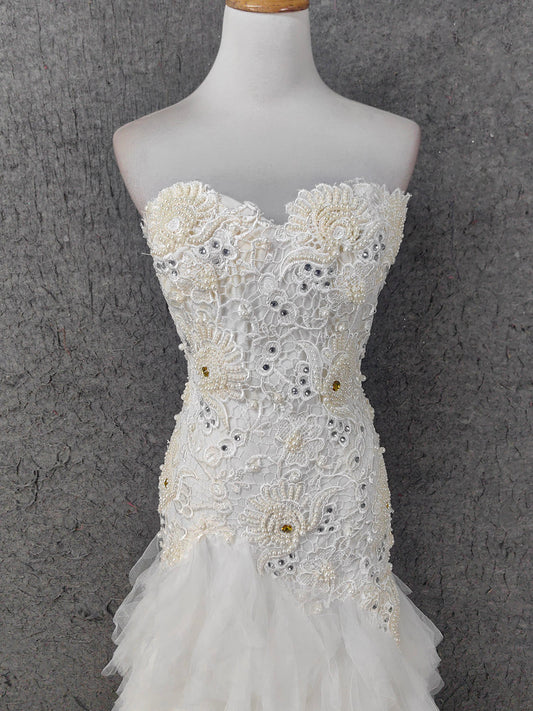 Elegantes reinweißes Sweetheart-Neck Perlen Spitzen Tüll langes Ballkleid Abendkleid P4645