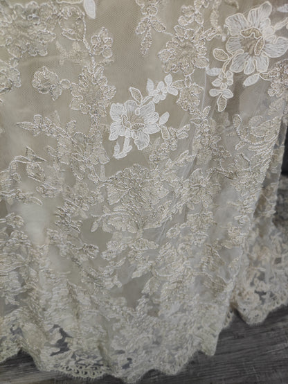 Elegantes Champagnerfarbenes, Cremeweißes, schulterfreies Ballkleid mit Herzausschnitt, Spitze und Schleppe, Abendkleid P4647