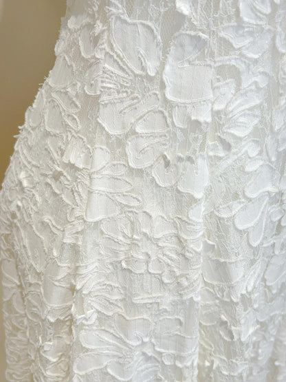 Élégante Robe de Bal de Soirée de Demoiselle d'honneur en Dentelle Blanche Coupe A, Col Rond P4065