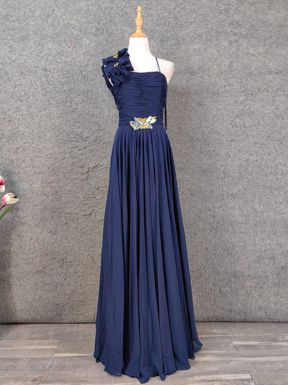 Elegantes nachtblaues One-Shoulder Abendkleid aus Chiffon mit 3D-Blumen P4654