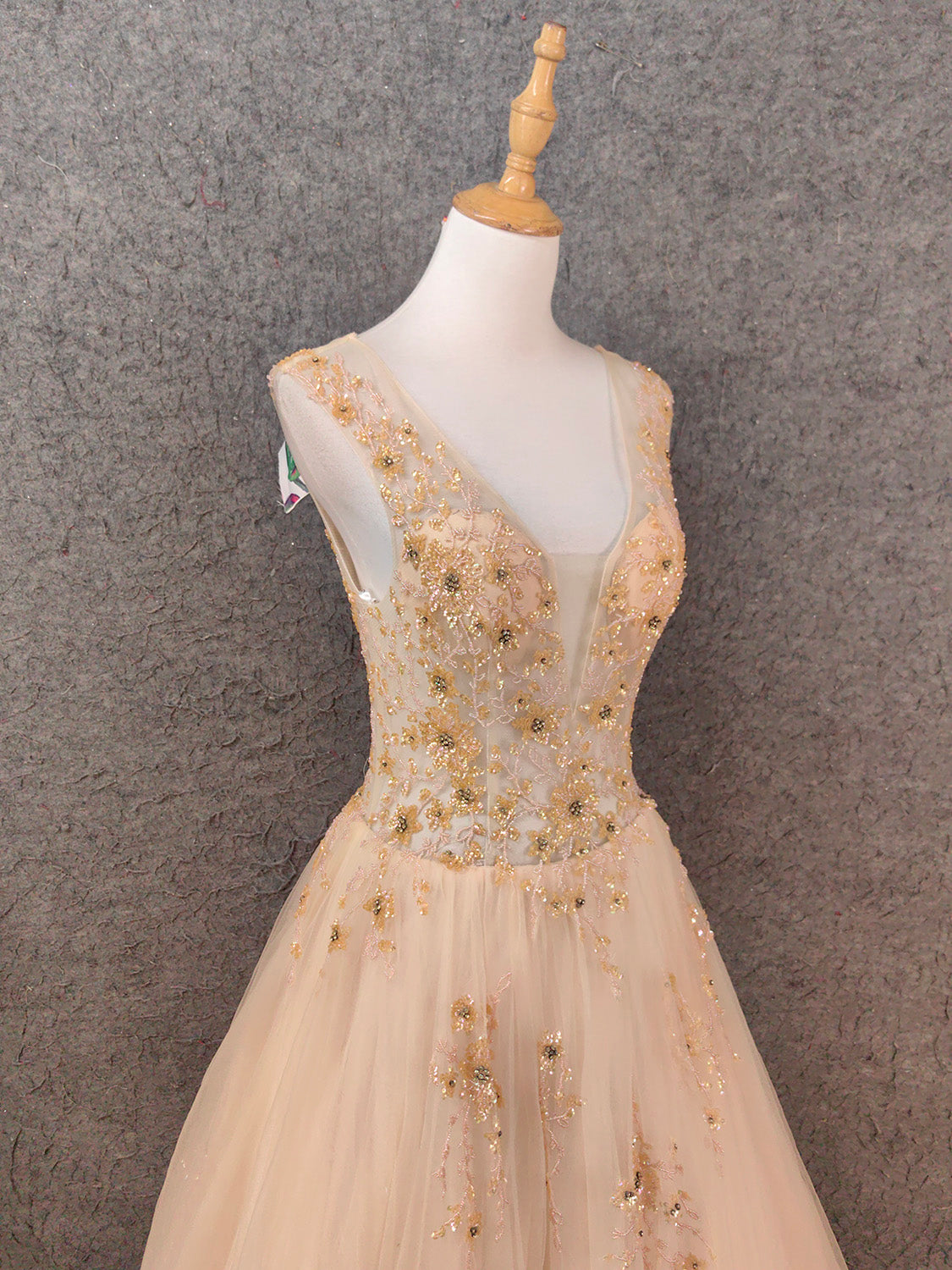 Prinzessin Champagner A-Linie V-Ausschnitt Ärmellos Pailletten Perlen Tüll Langes Ballkleid Abendkleid P4655