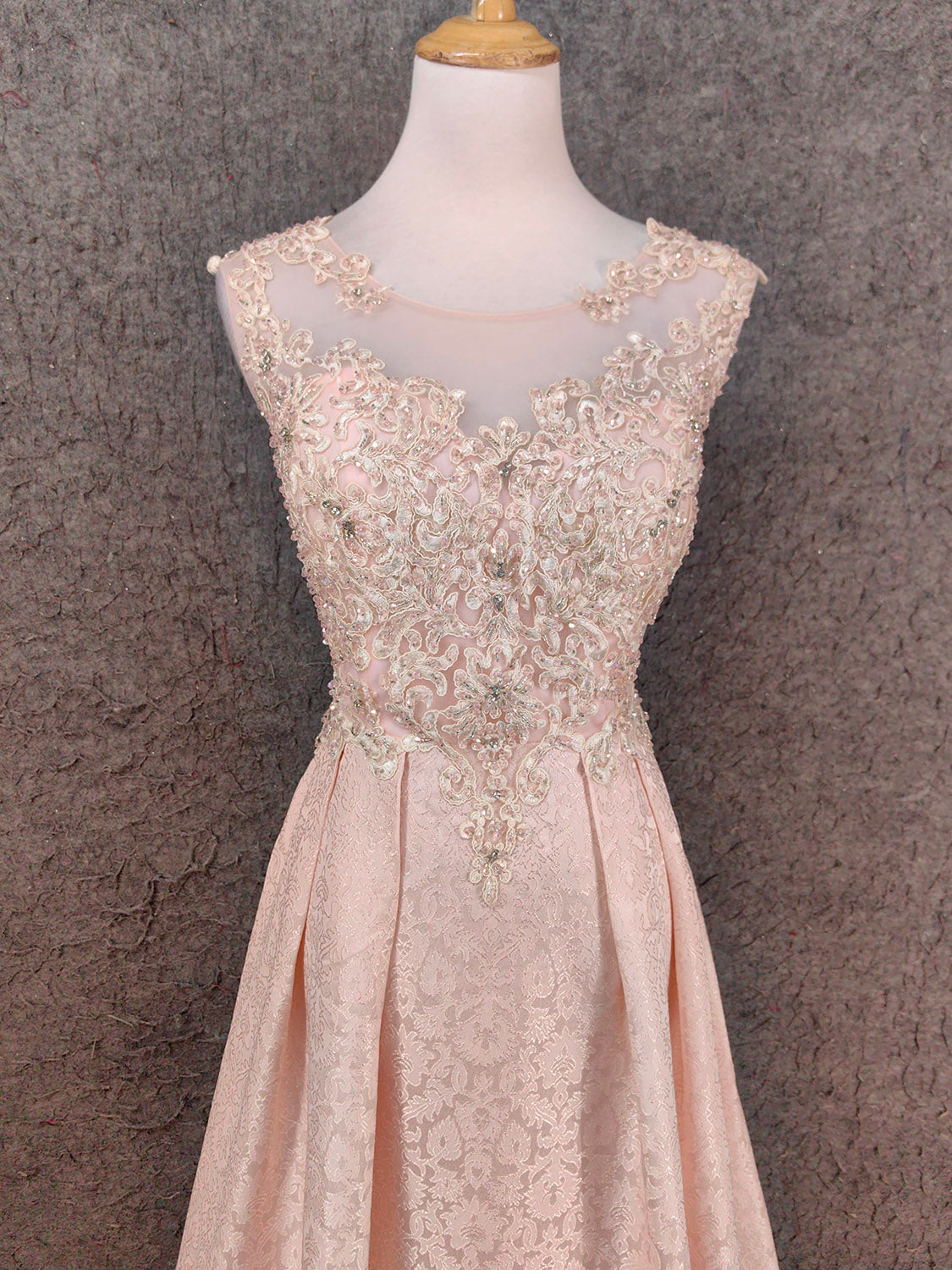 Elegantes rosa A-Linien-ärmelloses Rundhals-Spitzen-Strass-Brokat-Satin-langes Ballkleid Abendkleid P4658