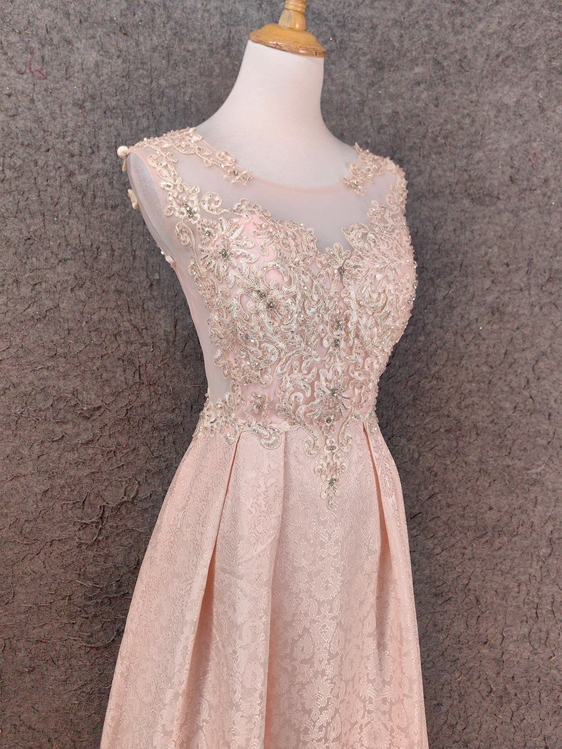 Elegantes rosa A-Linien-ärmelloses Rundhals-Spitzen-Strass-Brokat-Satin-langes Ballkleid Abendkleid P4658