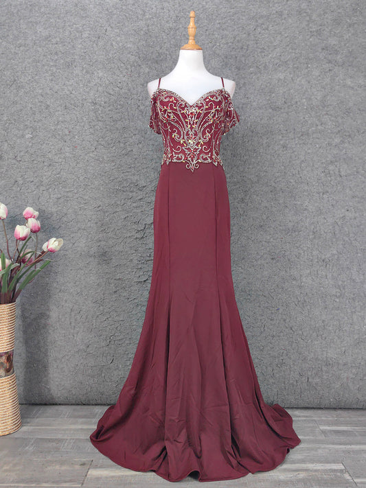 Robe de soirée longue en mousseline de soie bordeaux vintage à bretelles spaghetti et col en V orné de perles P4660