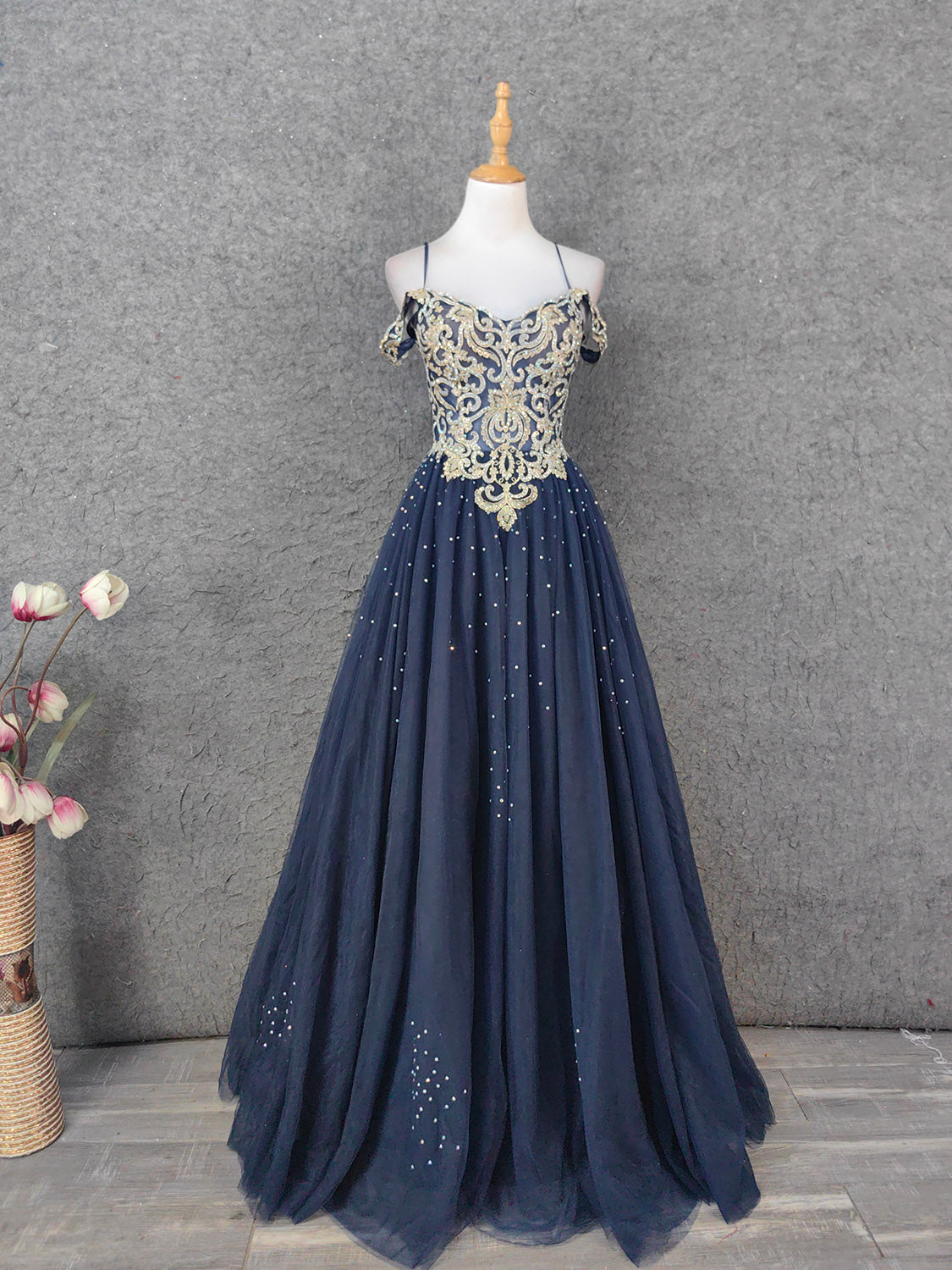 Vintage Navy Blue Off-Shoulder Gold Embroidered Rhinestone Tulle Long Prom Dress Evening Dress P4665