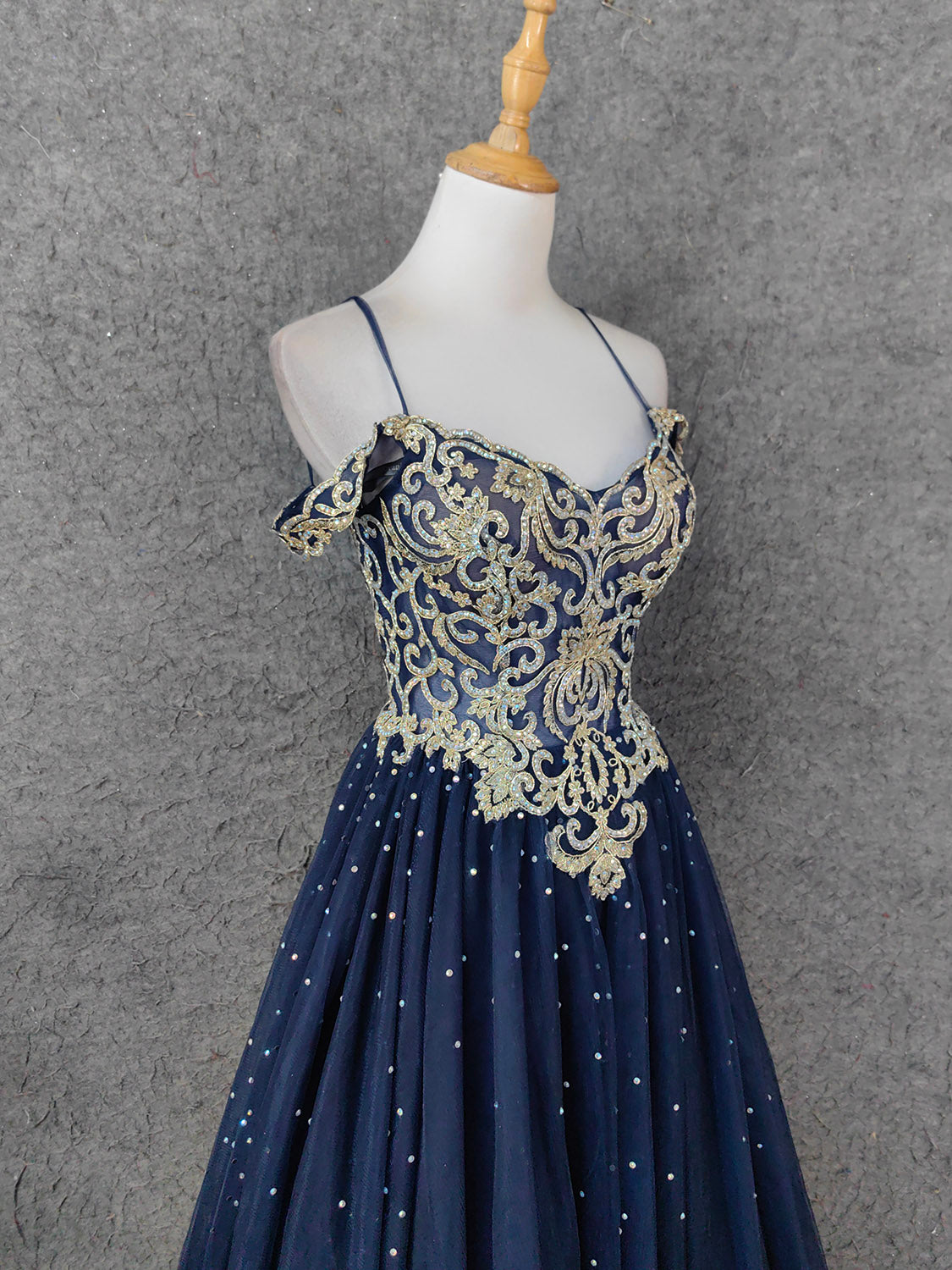 Vintage Navy Blue Off-Shoulder Gold Embroidered Rhinestone Tulle Long PreppyDress Vintage Navy Blue Off-Shoulder Gold Embroidered Rhinestone Tulle Long PreppyDress