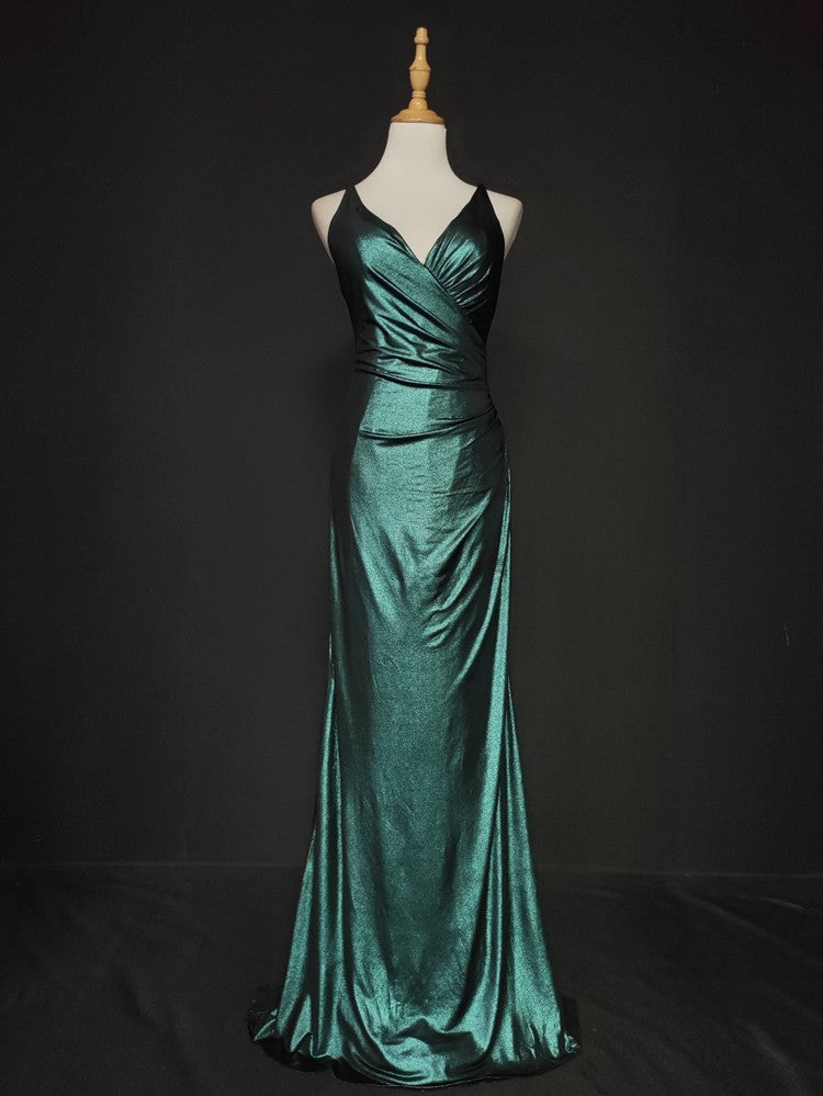 Elegantes grünes Satin-Abendkleid mit Spaghettiträgern, V-Ausschnitt und Rüschen, langes Ballkleid P4667
