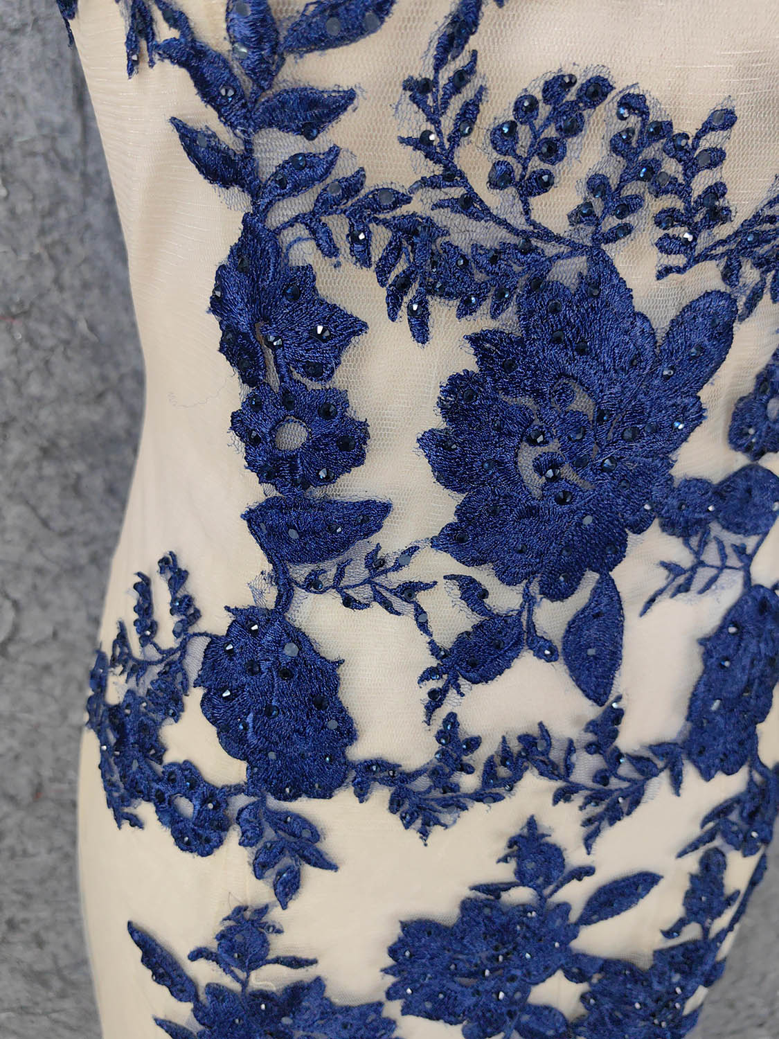 Vintage Creme Navy Meerjungfrau Rundhals Ärmellos Bestickter Tüll Langes Ballkleid Abendkleid P4668
