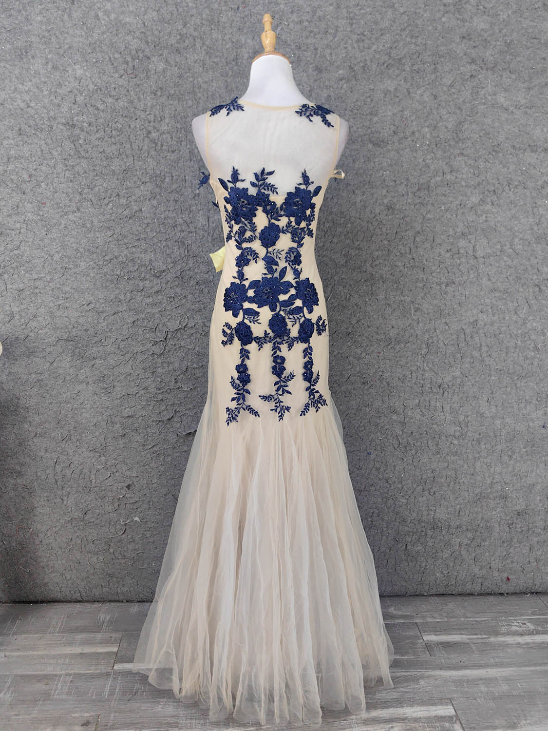 Vintage Creme Navy Meerjungfrau Rundhals Ärmellos Bestickter Tüll Langes Ballkleid Abendkleid P4668