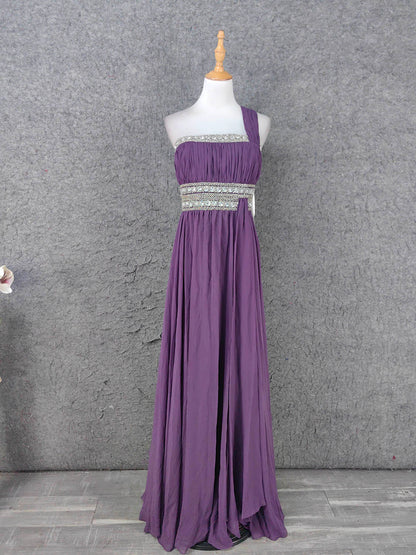 Charmantes violettes, schulterfreies, eckiges Dekolleté, mit Strasssteinen besetztes Chiffon-Abendkleid P4669