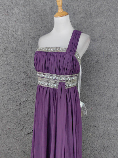 Charmantes violettes, schulterfreies, eckiges Dekolleté, mit Strasssteinen besetztes Chiffon-Abendkleid P4669