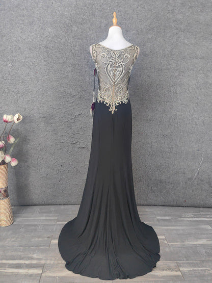 Vintage schwarzes V-Ausschnitt Perlen Chiffon langes Ballkleid Abendkleid P4673