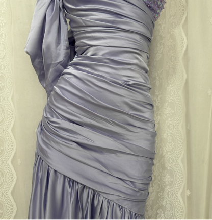 Bezauberndes hellviolettes Meerjungfrauen-Abendkleid mit Herzausschnitt, Perlen, Pailletten und Satin, langes Ballkleid P4678