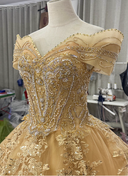 Royal Champagner Gold schulterfreies, Perlen besticktes Tüll langes Ballkleid Abendkleid P4683