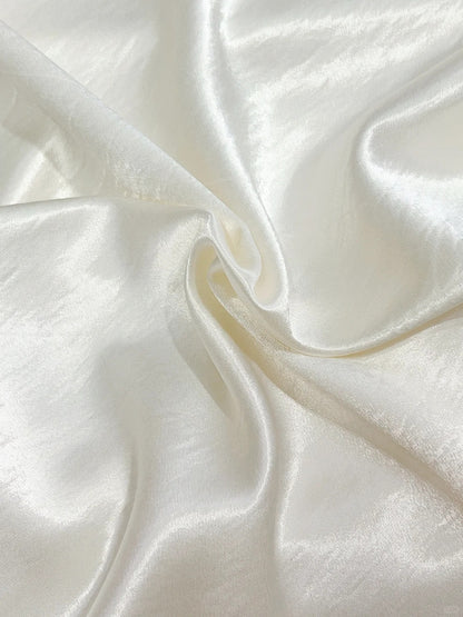 Robe de bal sirène simple en satin plissé ivoire à col carré bustier P4069
