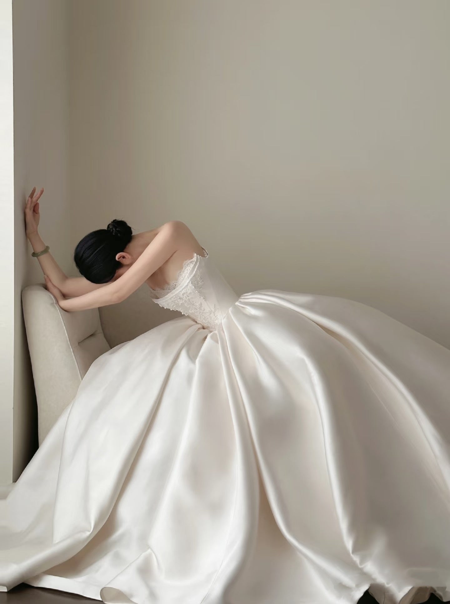 French Retro Satin Strapless Ball Gown Long Wedding Dress P2758