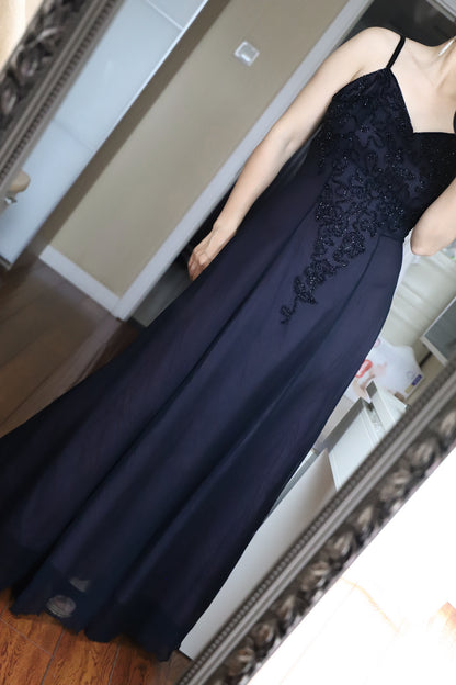 Elegantes marineblaues Spaghettiträger V-Ausschnitt Perlen Chiffon langes Ballkleid Abendkleid P4704
