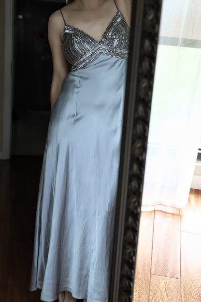 Vintage Silbergrau Spaghettiträger V-Ausschnitt Perlen Satin Langes Ballkleid Abendkleid P4705