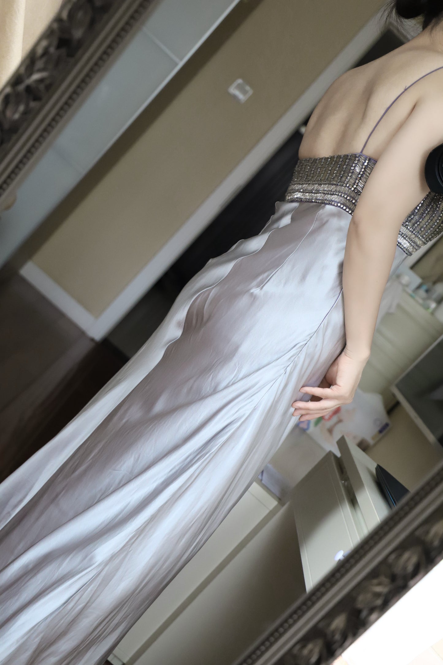 Vintage Silbergrau Spaghettiträger V-Ausschnitt Perlen Satin Langes Ballkleid Abendkleid P4705