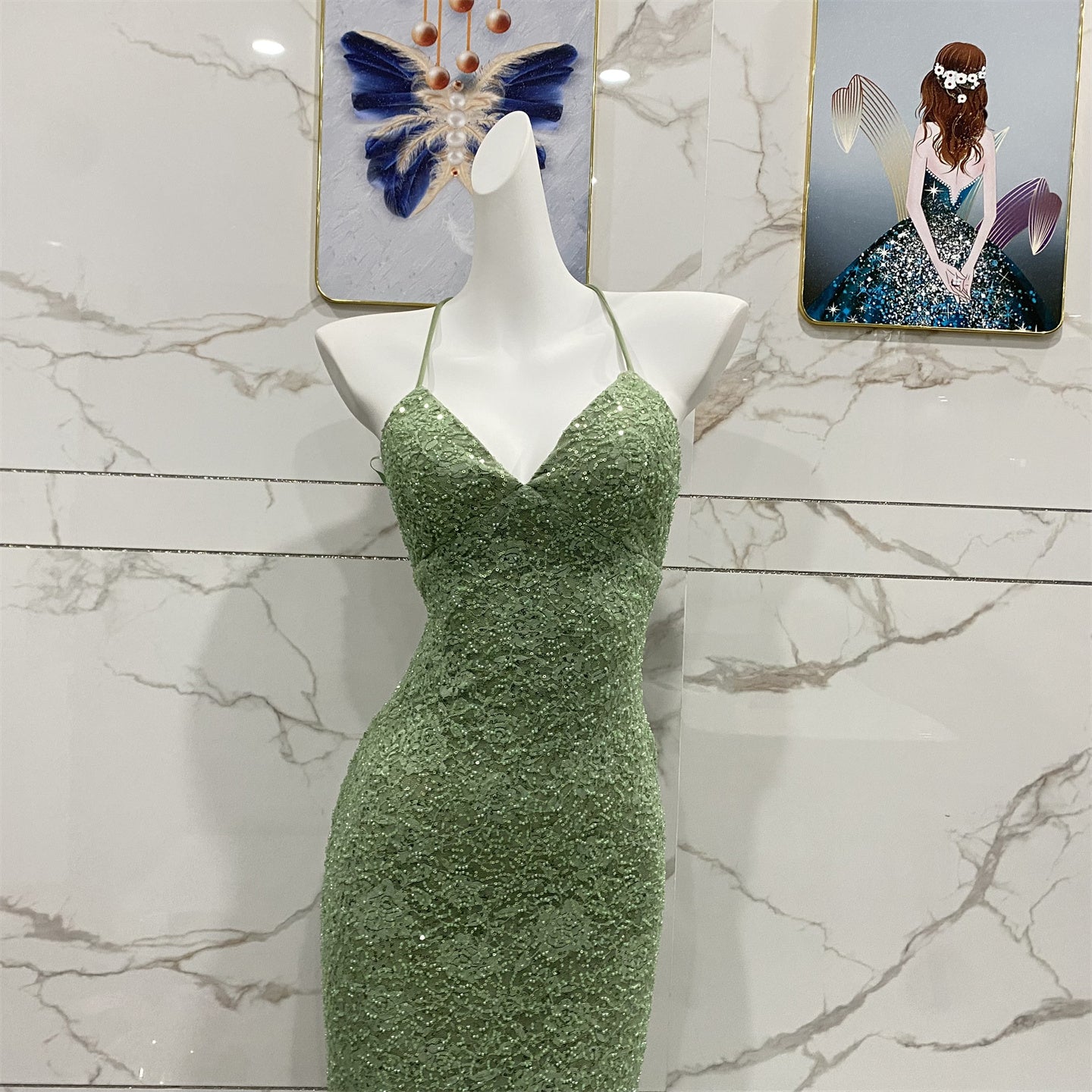 Elegantes, avokadogrünes Neckholder-Abendkleid mit V-Ausschnitt, Meerjungfrauen-Pailletten und Spitze, langes Ballkleid P4710
