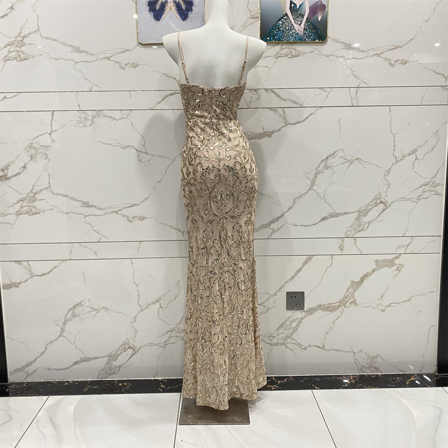 Vintage Champagner Gold Spaghettiträger V-Ausschnitt Meerjungfrau Pailletten Langes Ballkleid Abendkleid P4711