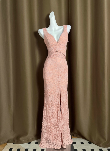 Elegantes rosa tiefes V-Ausschnitt Meerjungfrauen-Spitzenkleid mit Schlitz, langes Ballkleid Abendkleid P4713