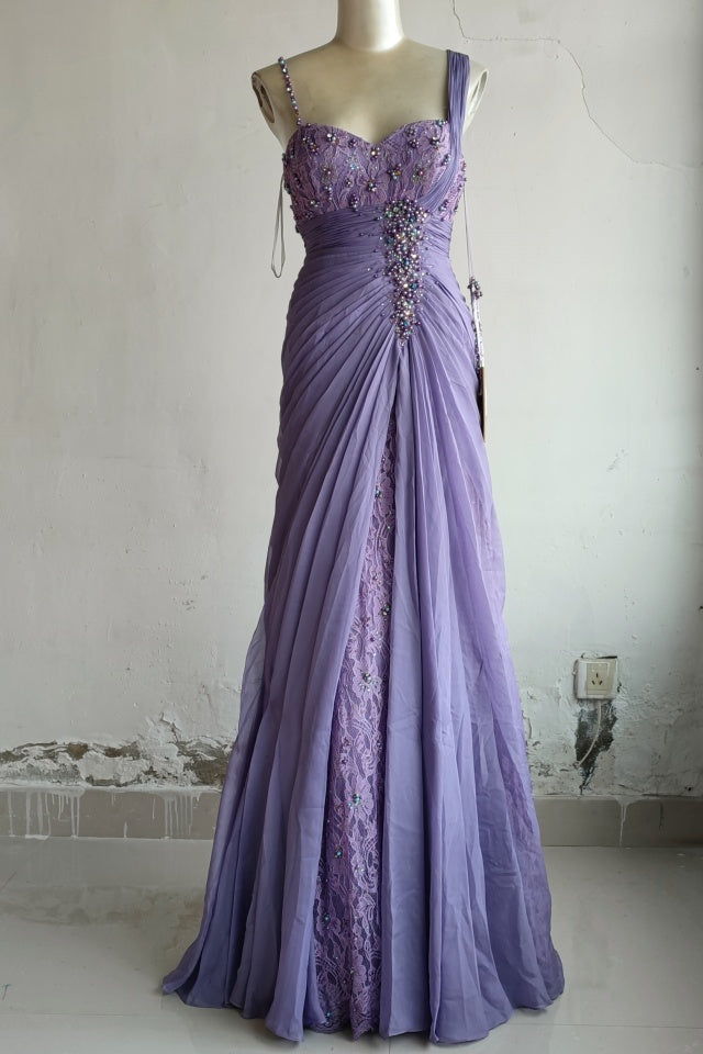 Elegantes lila Sweetheart Perlen-Spitze Falten Tüll langes Ballkleid Abendkleid P4718