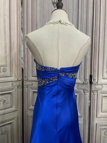 Elegantes königsblaues Sweetheart-Kleid mit Schleppe, Perlen und Satin für Abschlussball und Abend P4730
