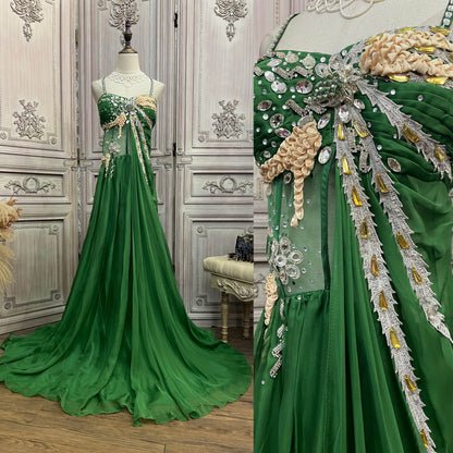 Wunderschönes grünes Spaghettiträger-Kleid aus Chiffon mit Strasssteinen und Schleppe für den Abschlussball/Abend P4733