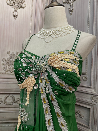 Wunderschönes grünes Spaghettiträger-Kleid aus Chiffon mit Strasssteinen und Schleppe für den Abschlussball/Abend P4733