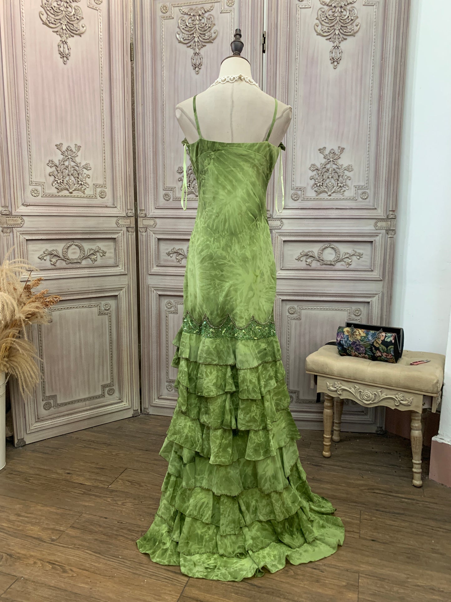 Vintage Grünes Meerjungfrau Spaghetti-Träger Pailletten Perlenbesetztes Mehrlagiges Tüll Langes Ballkleid Abendkleid P4738