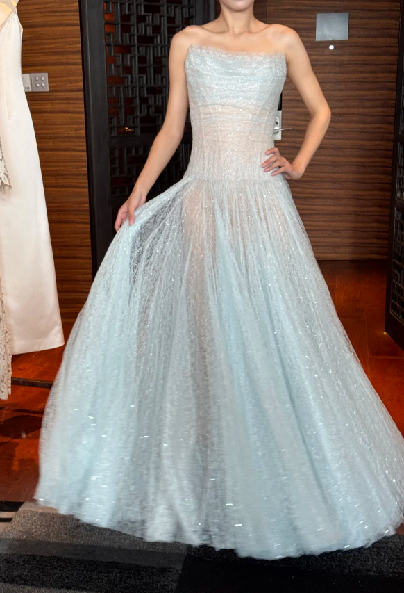 Verträumtes hellblaues trägerloses A-Linien-Kleid aus schimmerndem Tüll, langes Ballkleid Abendkleid P4747