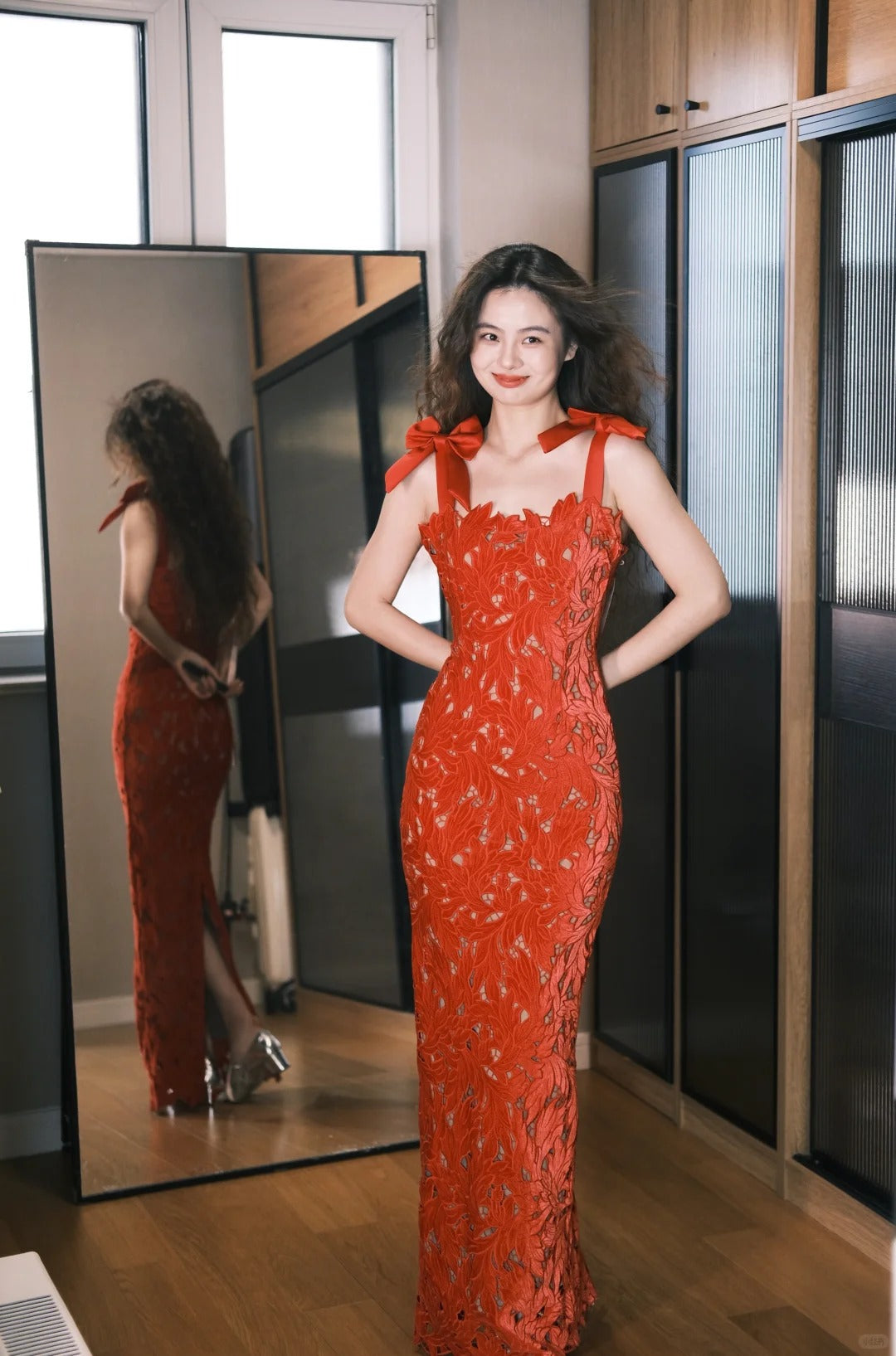 Süßes rotes Meerjungfrauen-Kleid mit Schleife, Trägern und 3D-Spitze, langes Ballkleid, Geburtstagskleid P4757
