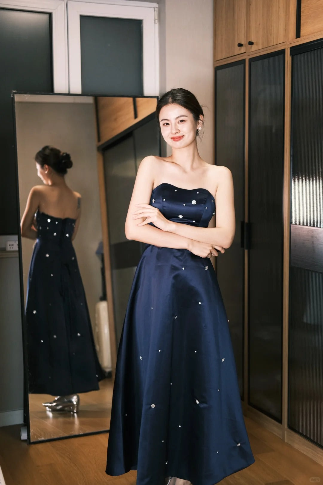 Elegantes marineblaues Satin-Abendkleid mit Herzausschnitt und A-Linie, Ballkleid P4775