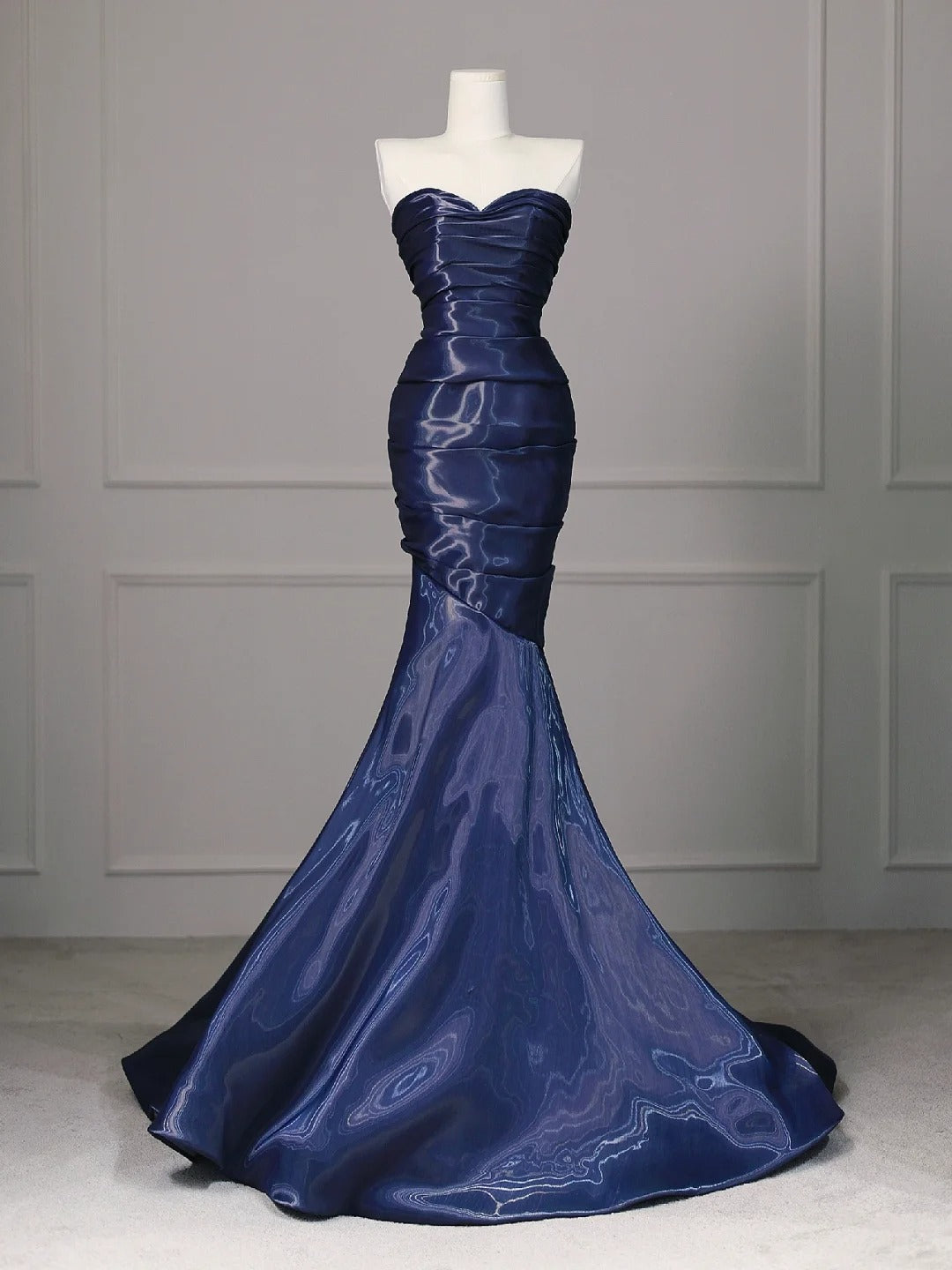 Elegant Navy Blue Mermaid Strapless Pleated Satin Long Prom Dress Evening Dress P4078