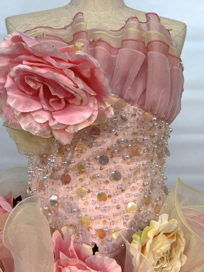 Robe de bal en organza étagée rose-jaune dégradé de rêve sans bretelles avec rose florale 3D, perles, paillettes et traîne, robe de soirée Sweet 16 P4804