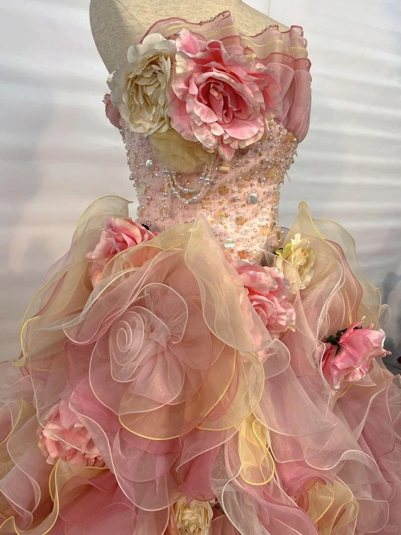 Robe de bal en organza étagée rose-jaune dégradé de rêve sans bretelles avec rose florale 3D, perles, paillettes et traîne, robe de soirée Sweet 16 P4804