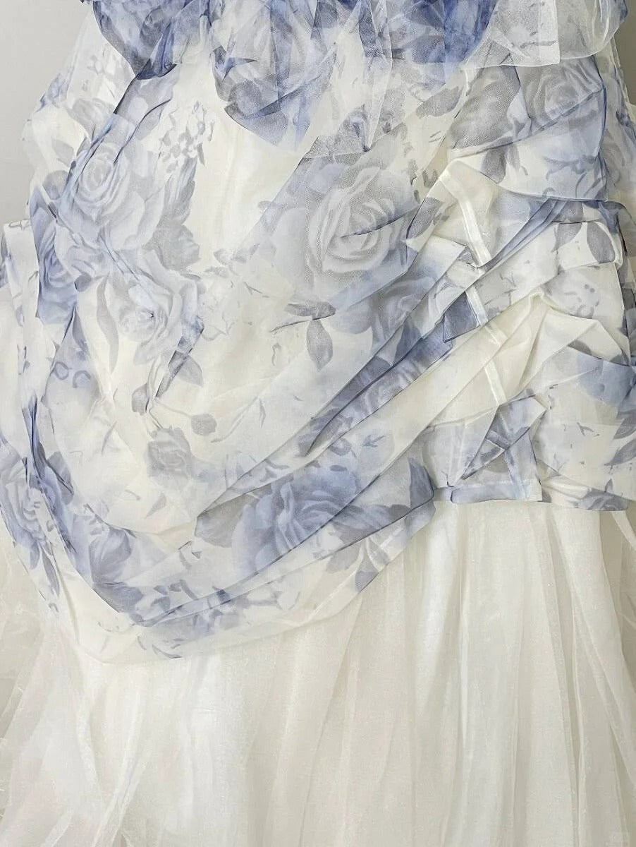 Vintage blau-weißes Rosenprint, geschichtetes Organza-Schleppe Ballkleid Sweet 16 Kleid P4805