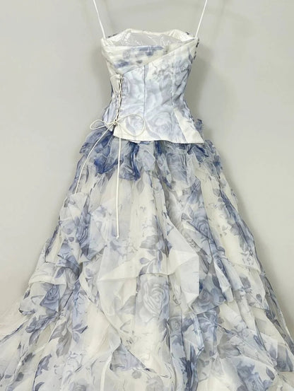 Vintage blau-weißes Rosenprint, geschichtetes Organza-Schleppe Ballkleid Sweet 16 Kleid P4805