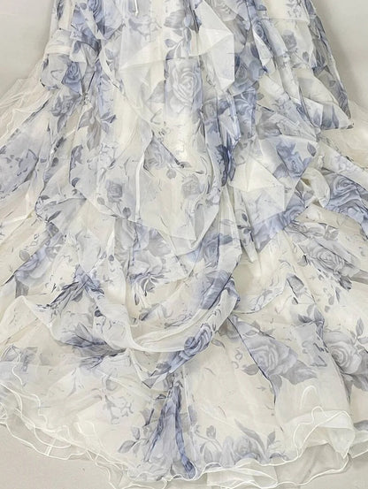 Vintage blau-weißes Rosenprint, geschichtetes Organza-Schleppe Ballkleid Sweet 16 Kleid P4805