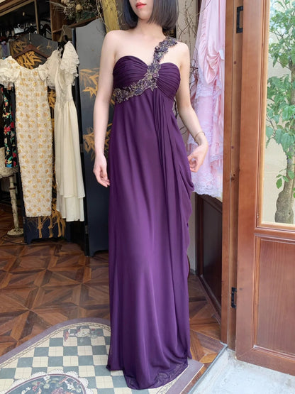 Vintage dunkellila, gerafftes Chiffon-Abendkleid mit einem Schulterträger P4822