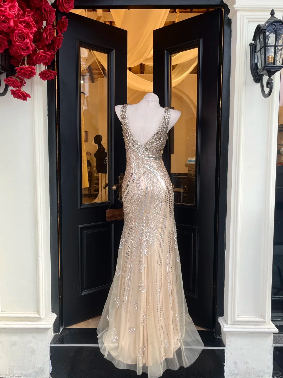 Luxuriöses, funkelndes Meerjungfrauen-Abendkleid aus Tüll mit Pailletten und V-Ausschnitt für den Abschlussball P4830