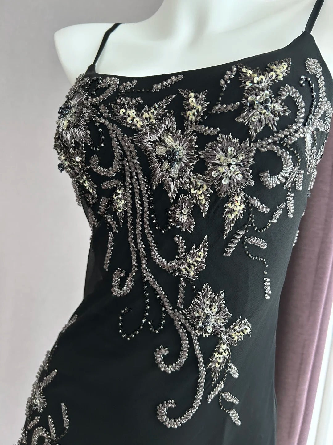 Luxuriöses, glitzerndes schwarzes Spaghettiträger-Kleid mit Pailletten-Stickerei, Meerjungfrau-Schnitt, Chiffon, Ballkleid, Abendkleid P4843