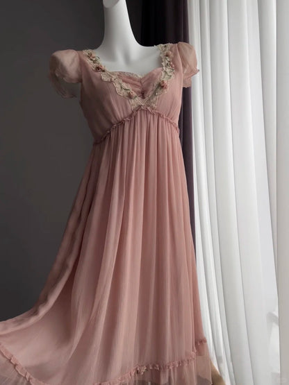 Süßes rosafarbenes Chiffon-Ballkleid mit Puffärmeln und Spitzenbesatz P4844