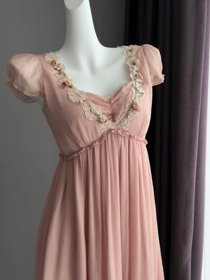 Süßes rosafarbenes Chiffon-Ballkleid mit Puffärmeln und Spitzenbesatz P4844