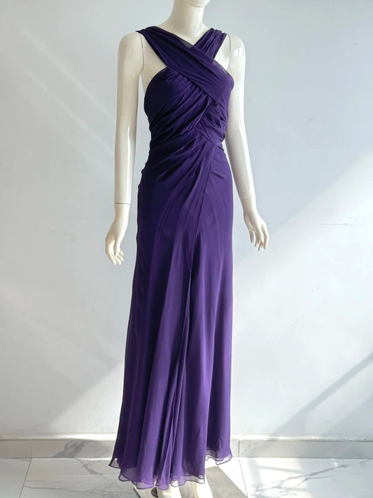 Charmante robe longue de bal en mousseline plissée violette, dos nu à col licou, P4853
