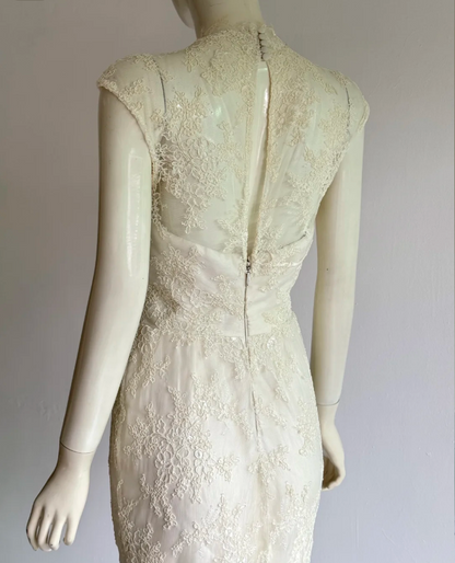Elegantes weißes Spitzen-Meerjungfrauen-Abendkleid mit langen Wickelrock für den Abschlussball P4855